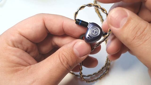 Обзор TRN V90. Еще лучше смотреть онлайн