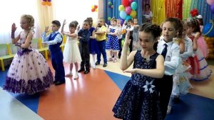 Классный танец на выпускном в детском саду / ПЕРВОКЛАШКИ