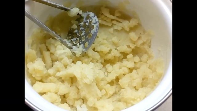 ПИРОЖКИ С КАРТОШКОЙ! БАБУШКИН РЕЦЕПТ. смотреть онлайн