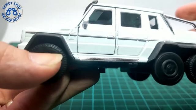 Welly Nex Mercedes-Benz G63 AMG 6X6 Glossy White Miniatur Diecast Mobil Mercedes-Benz 6x6 Unboxing смотреть онлайн