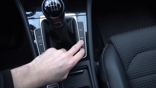Как включить датчики парковки в автомобиле VOLKSWAGEN Golf 7 / Датчик парковки в VOLKSWAGEN Golf 7 смотреть онлайн