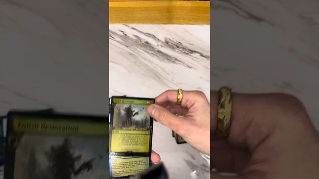Коллекционный бустер MTG Lord of The Rings смотреть онлайн
