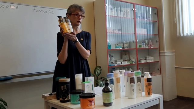 ШАМПУНИ, КОНДИЦИОНЕРЫ, МАСКИ для волос от компании Famall.