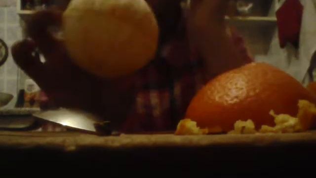 Дала идею Настёна Юрчик. (Как правильно почистить апельсин?) смотреть онлайн