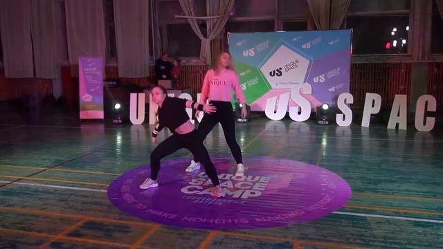 UNIQUE SPACE CAMP | 07.01.2018 | Арина Летягина & Полина Сухинина смотреть онлайн