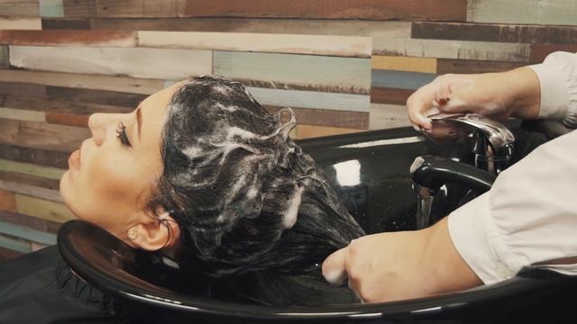 Процедура HAIR PLASM Constant Delight смотреть онлайн