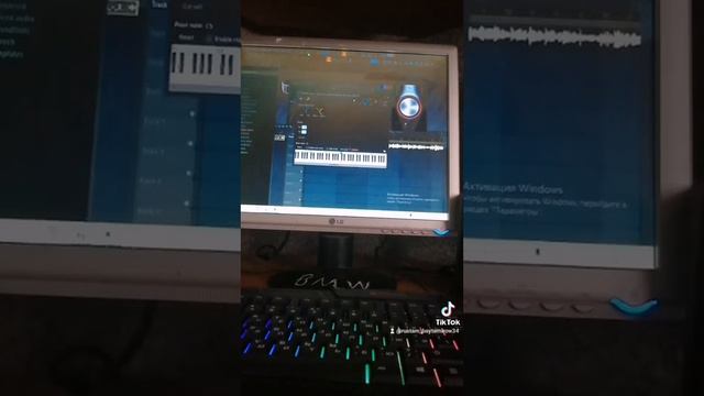 ремикс песни раз два три кавычки сегореты спички смотреть онлайн