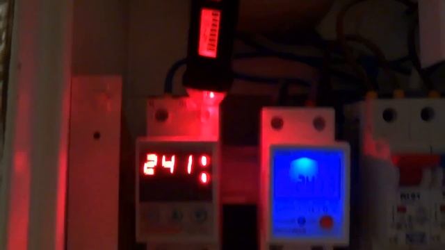 AC VOLTAGE DETECTOR / GVDA / Полезный прибор для электрика. смотреть онлайн