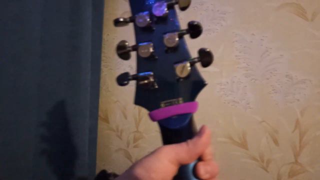 Взглянем на Schecter Hellraiser Hybrid PT! смотреть онлайн