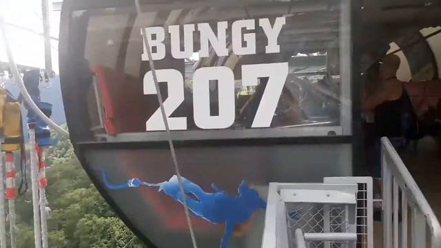 Прыжок с моста. Страх высоты смотреть онлайн