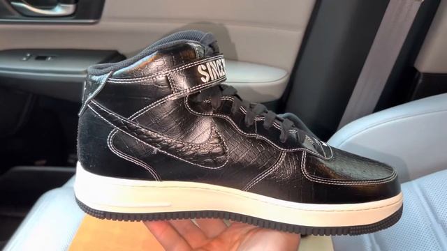 Nike Air Force 1 Mid Our Force 1 40th Anniversary Shoes смотреть онлайн