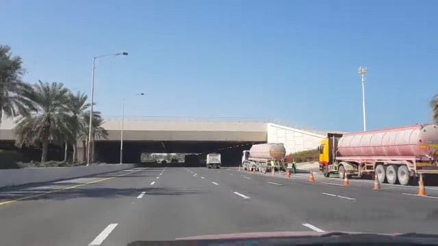 Саадият аралы, Абу Даби шаары смотреть онлайн