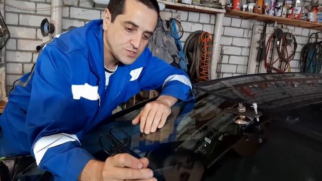 РЕМОНТ ТРЕЩИНЫ НА ЛОБОВОМ СТЕКЛЕ. СКОЛЫ, ТРЕЩИНЫ ОТ УДАРА МОЖНО ОТРЕМОНТИРОВАТЬ смотреть онлайн