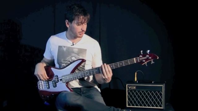 Yamaha RBX170EW Bass Guitar & Vox PATHFINDER10B Bass Amp YouTube смотреть онлайн