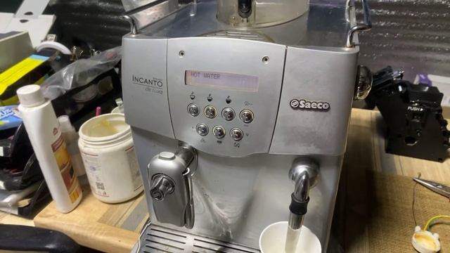 Ventilate - воздух в системе. Что делать? Saeco Incanto Deluxe. Варианты решения своими руками. смотреть онлайн