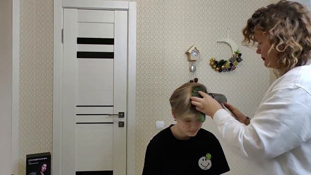 Наводим красоту новым феном Dykemann Powerwind SE-09/У нас в гостях стилист Евгения смотреть онлайн