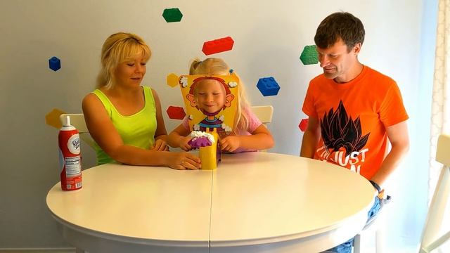 Трейлер видео ПИРОГ В ЛИЦО или PIE FACE Challenge / BeeBeeDi смотреть онлайн