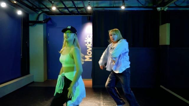 [Movidic Dance Studio] GROOVY ROOM - 어디쯤에 / CHOREO / WHALE&WANT смотреть онлайн