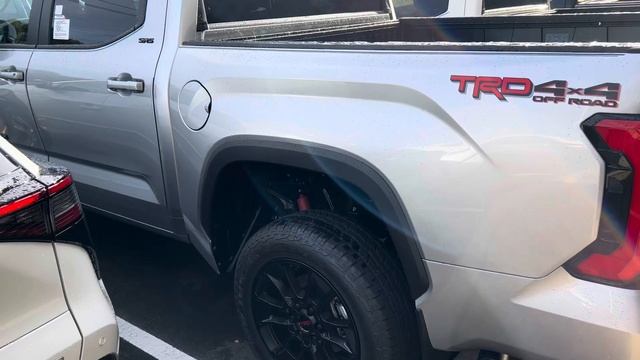 This Upgrade IS AVAILABLE On 2024 SR5 Toyota Tundra смотреть онлайн