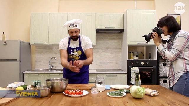 Мужчина на кухне: Анвар Зуфаров