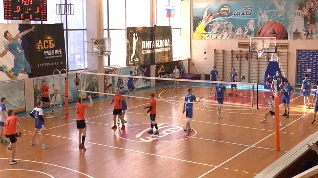 Волейбол. Нападающий (атакующий) удар смотреть онлайн