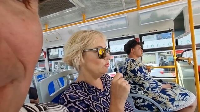 Таити: Часть 13: Автобус в Папеэте из центра до айрбнб смотреть онлайн