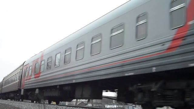 2ТЭ10М-0675 С пассажирским поездом №21 Ульяновск-Москва смотреть онлайн