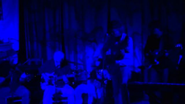 Johnny Nicholas and Hell Bent w/ Sam Broussard and David Greely - "Preaching the Blues @ :35" смотреть онлайн