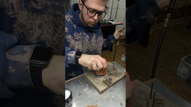 Кто то пробовал этот олдовый вид литья ? #ювелир #jewelry #мальтипу #ювелирныеукрашения #собака смотреть онлайн