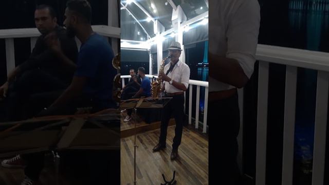 sailing Rod stewart ..Ajith padukka saxophone cower 0718408542.... смотреть онлайн