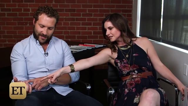 EXCLUSIVE: Jai Courtney Explains His Tattoo Drawn by Late Friend Andy Whitfield's Daughter смотреть онлайн