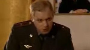 Солдаты. (Лавров с пистолетом)