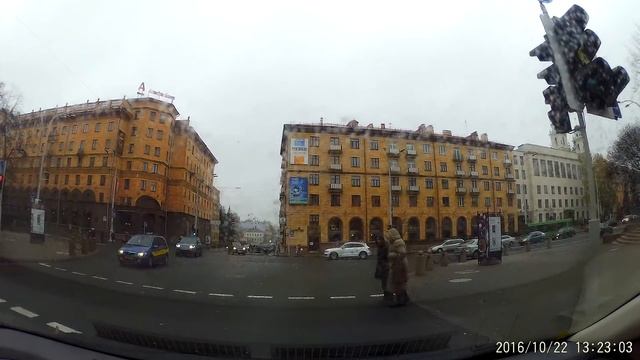 Pedestrians in Minsk смотреть онлайн