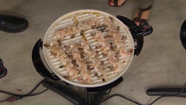 George Foreman 15 Serving Indoor/Outdoor Electric Grill with David Venable смотреть онлайн