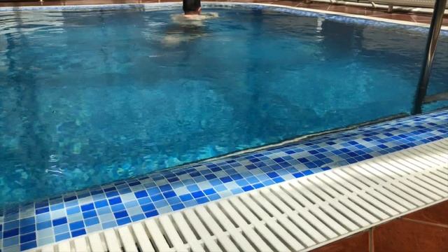 Беспощадный тест Apple Watch 4,44,LTE 1,5 метр под водой. смотреть онлайн