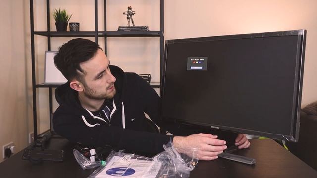 Budget Samsung 4K Monitor (LU28E590DS) смотреть онлайн