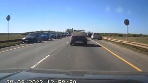 Вот так дымит двигатель Рено Сандеро.