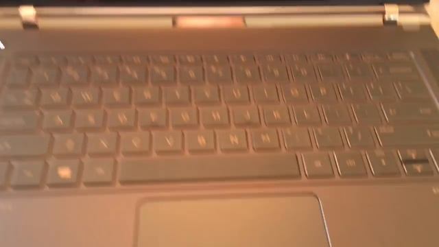 HP Spectre 13-v021nr Laptop Unboxing смотреть онлайн
