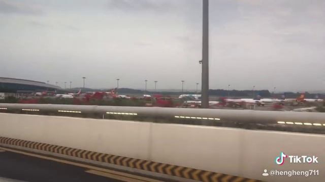 China Guangzhou international airport смотреть онлайн