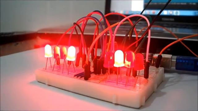 PCF8574 Arduino Test смотреть онлайн