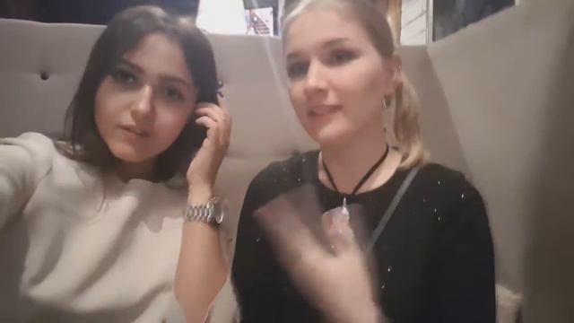 Видео про Сашу и много шариков смотреть онлайн