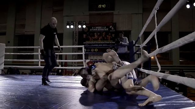 Андрей Картовецкий vs Роман Гудочкин / Молот Время Храбрых / 30 ноября Муром / Дворец Спорта «ОКА» смотреть онлайн
