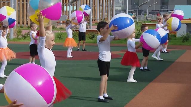 Поздравление Главы Екатеринбурга Алексея Орлова с Днем города смотреть онлайн