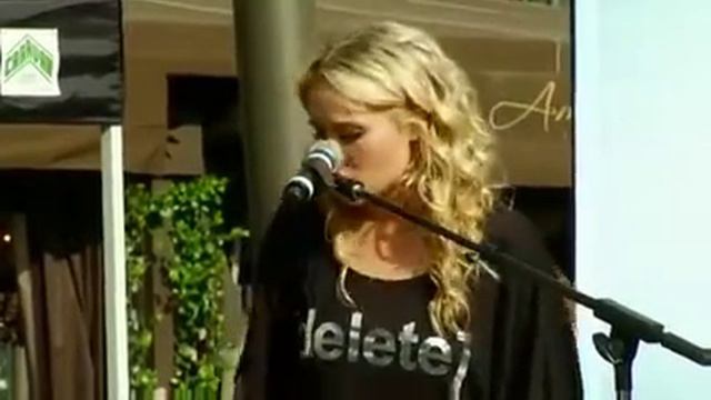 Emily Osment 'Drift' Live смотреть онлайн