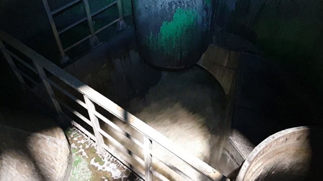 Каналізація Сихова, Проспект Червоної Калини коло Сихівського Моста смотреть онлайн