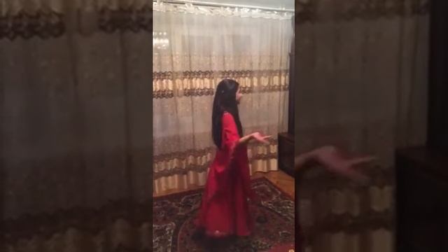 Красивый танец девочки смотреть онлайн