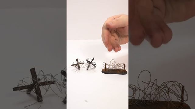 Как сделать заграждения из колючей проволоки смотреть онлайн