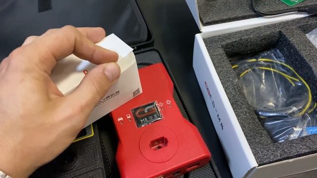 Сравнение VVDI MB TOOL и CGDI PROG MB. Программатор ключей Mercedes. смотреть онлайн