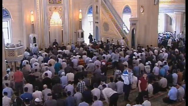 Намаз в "Сердце Чечни" Бай-Али Тевсиев смотреть онлайн