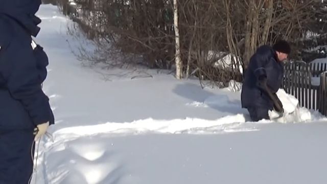Монтаж зеркал и багажника вездехода смотреть онлайн
